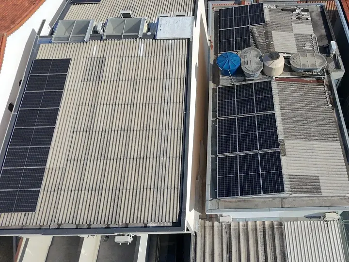 Sistema solar comercial no Jardim São Domingos